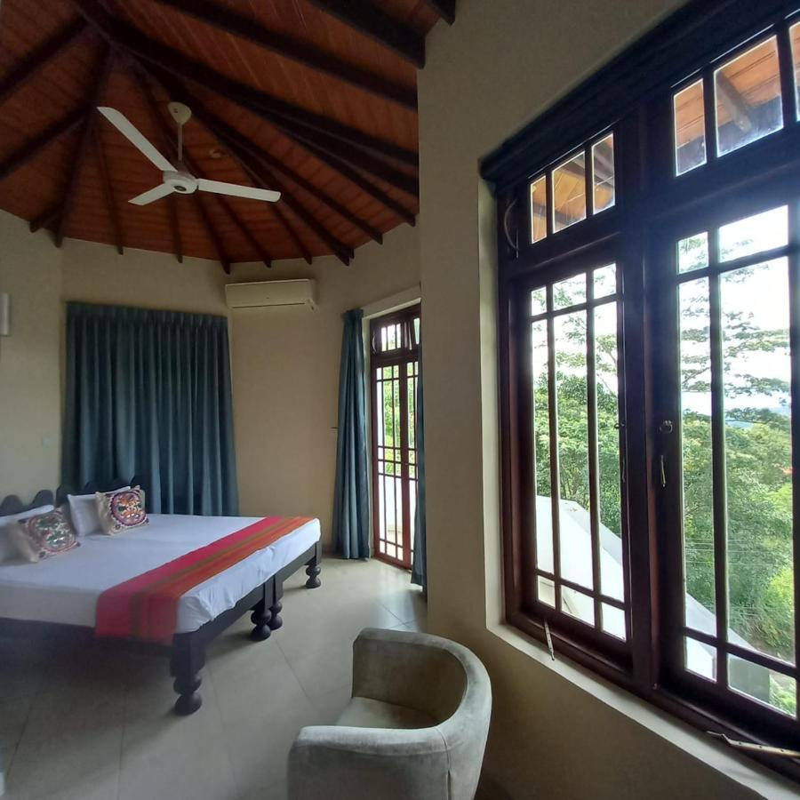 Crown Hills Kandy Inn Exterior foto