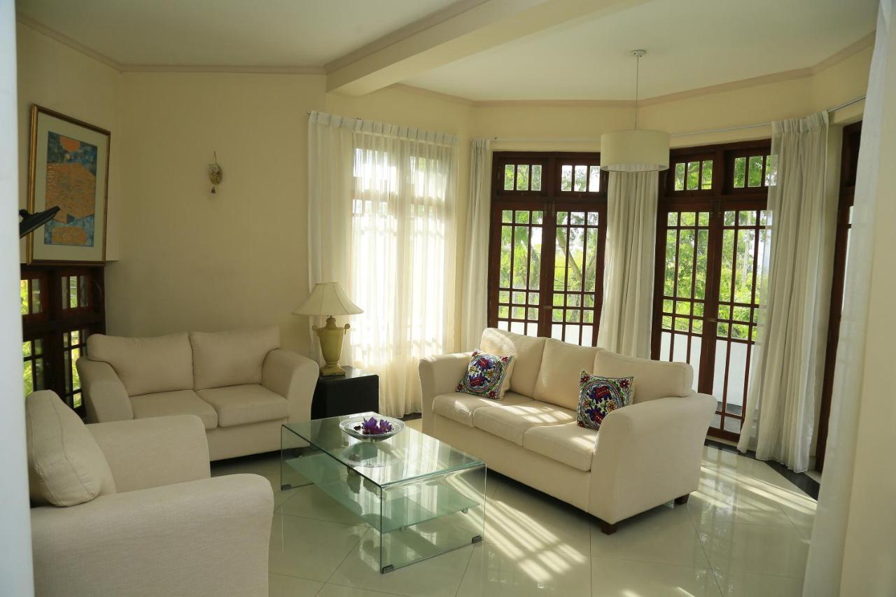 Crown Hills Kandy Inn Exterior foto