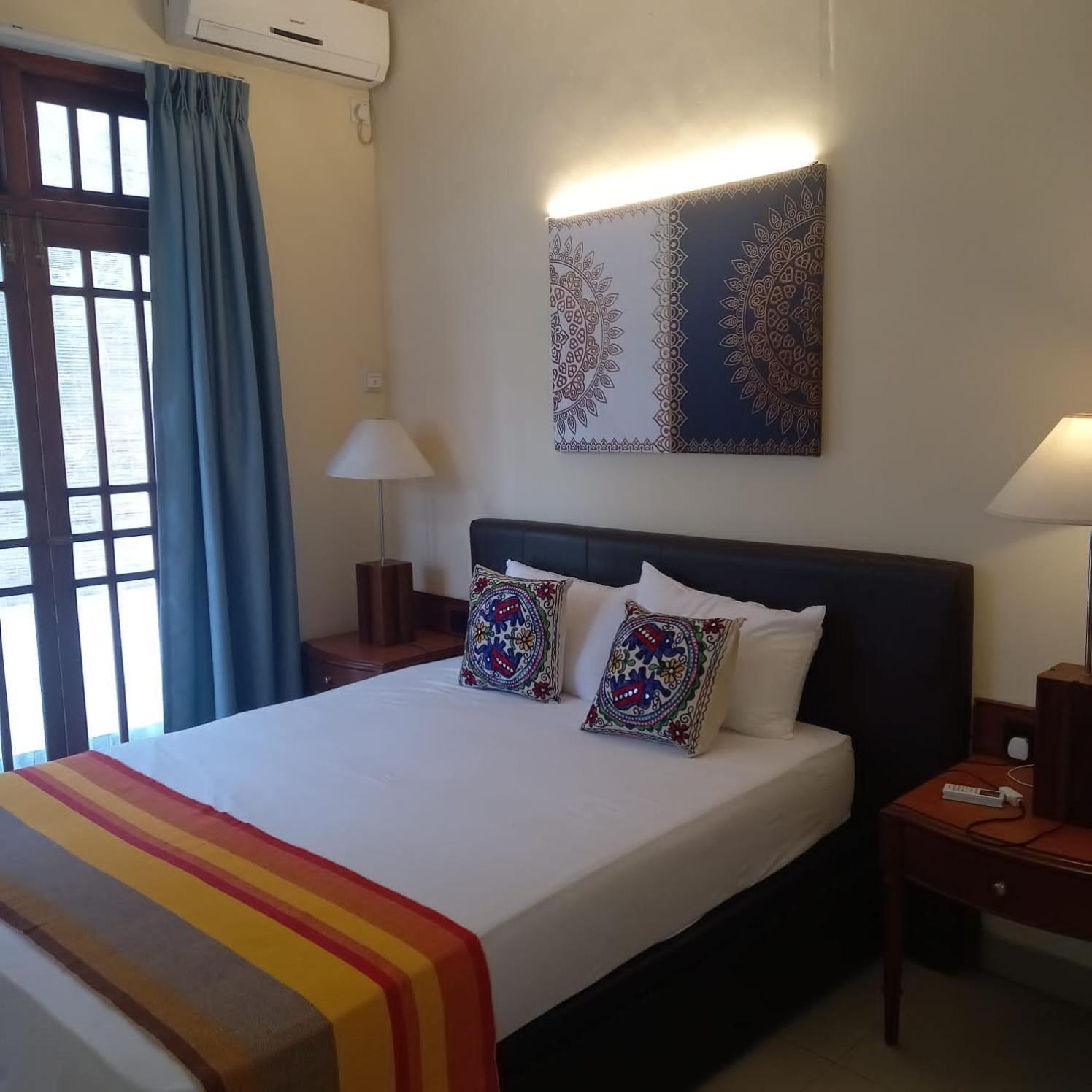 Crown Hills Kandy Inn Exterior foto